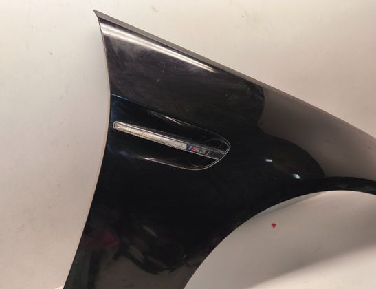 BMW M3 E90/E92/E93 (2007-2013) Garde-boue avant droit Notspecified 32951505