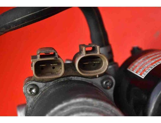 TOYOTA Auris 2 generation (2012-2015) Pompe ABS 47070-12010 30751312