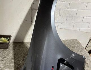 BMW 4 Series F32/F33/F36 (2013-2020) Garde-boue avant droit 32963641