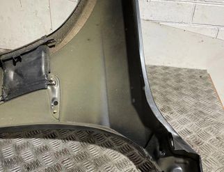 BMW 4 Series F32/F33/F36 (2013-2020) Garde-boue avant droit 32963641