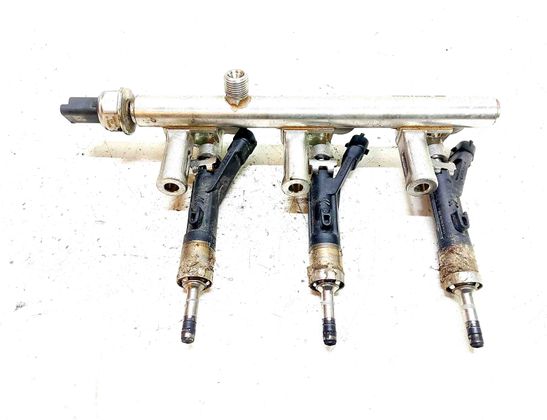 PEUGEOT 308 3 generation (2021-2023) Rampe de carburant 9802438180 30139510