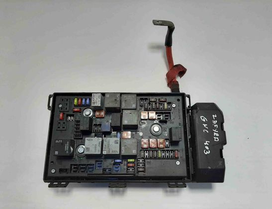 OPEL Zafira C (2012-2016) Boîte à fusibles 13368644 25698764