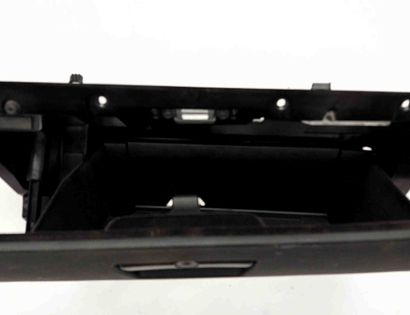 BMW 3 Series E90/E91/E92/E93 (2004-2013) Boite à gants 7075477,7075478 31472186
