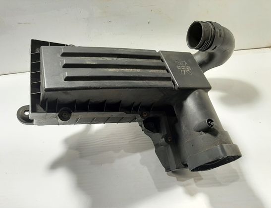 VOLKSWAGEN Tiguan 1 generation (2007-2017) Boîte de filtre à air 3C0129601CD,3C0129607BG,1K0183B 32979345