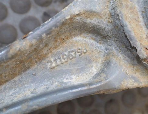 VOLVO S60 2 generation (2010-2020) Biellette de direction côté gauche 32893604