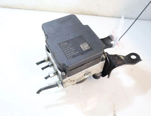 TOYOTA Yaris 3 generation (2010-2019) Pompe ABS 32897239