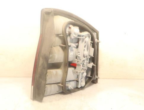 OPEL Vectra C (2002-2005) Feu arrière gauche 32909273