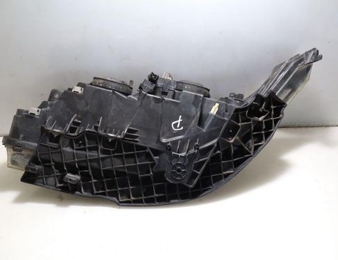 RENAULT Laguna 3 generation (2007-2015) Phare avant droit 32929501
