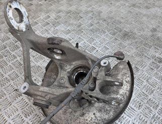 AUDI A7 C7/4G (2010-2020) Moyeu de roue arrière droit 8R0505436C 32969955