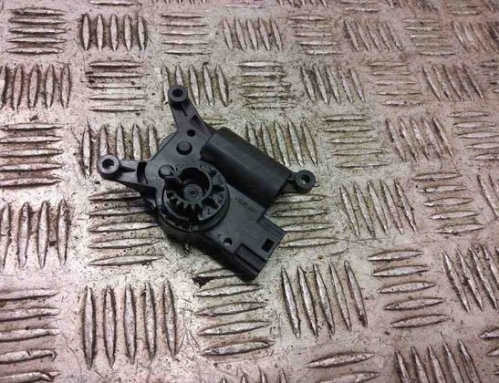 SEAT Leon 3 generation (2012-2020) Actionneur de moteur de volet de chauffage intérieur 5Q0907511K 31009551