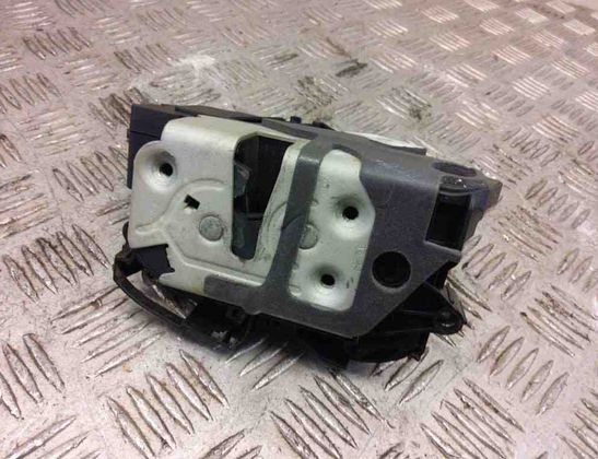 FORD Kuga 2 generation (2013-2020) Serrure de porte avant droite BM5AA21812CE 31013559